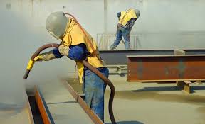 سندبلاست چیست؟ کاربرد، مزایا و معایب آن